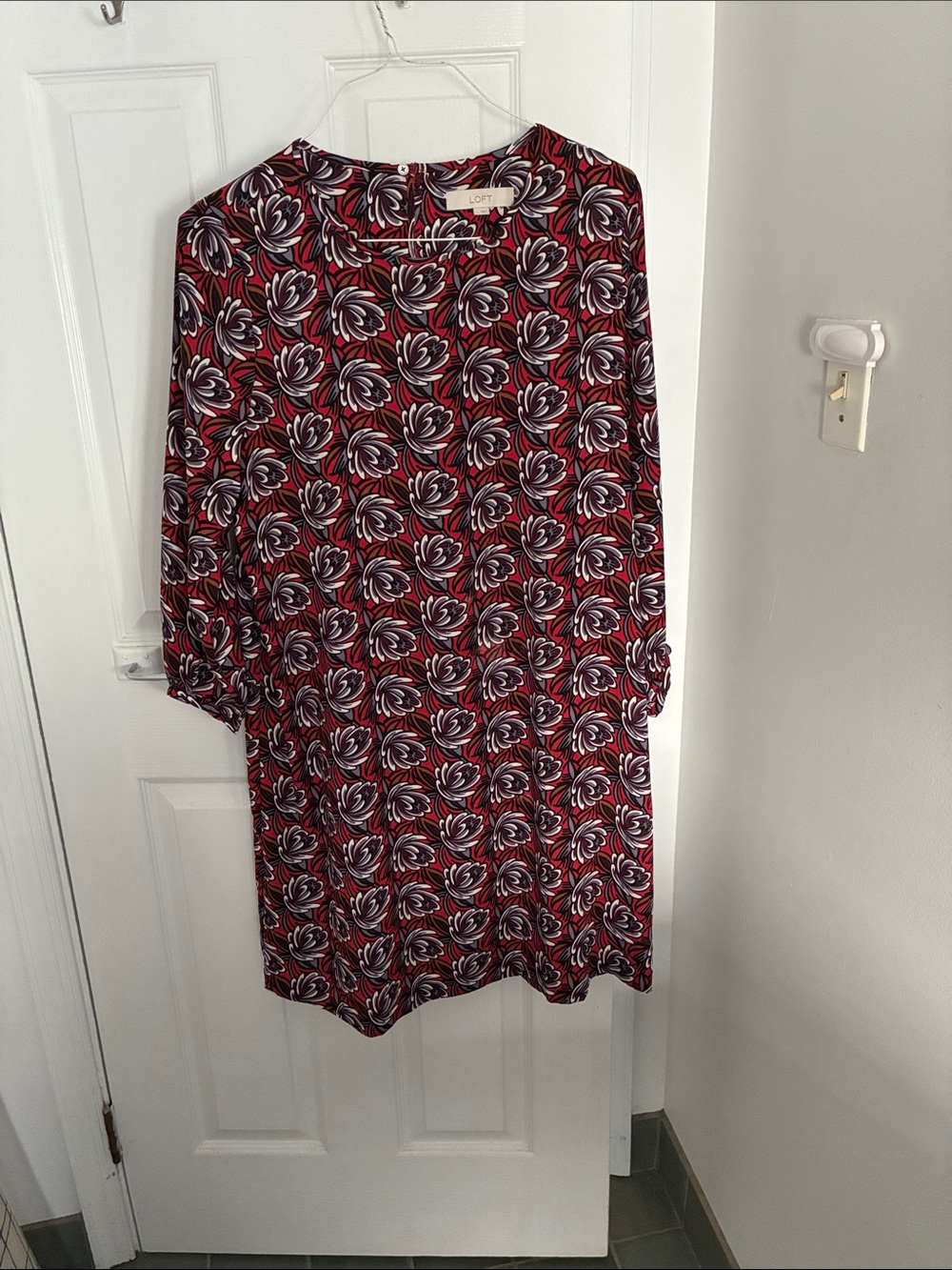LOFT Red and Black Floral-Print Long Sleeve Shift Dress, knee length